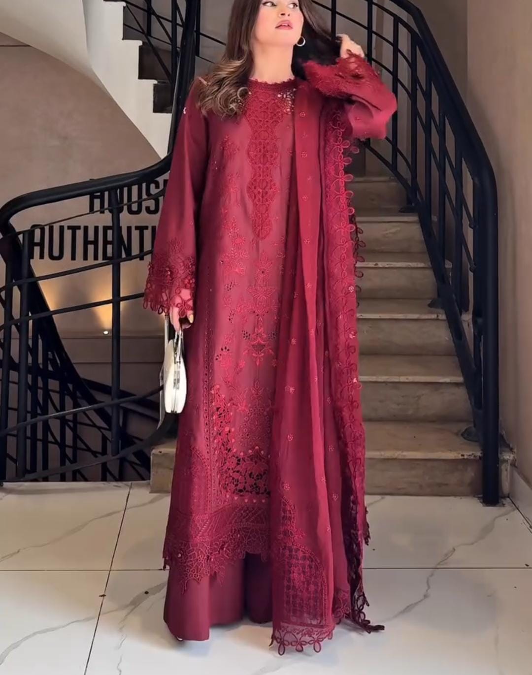 TRENDY WOMEN’S EMBROIDERED 3-PIECE SUIT