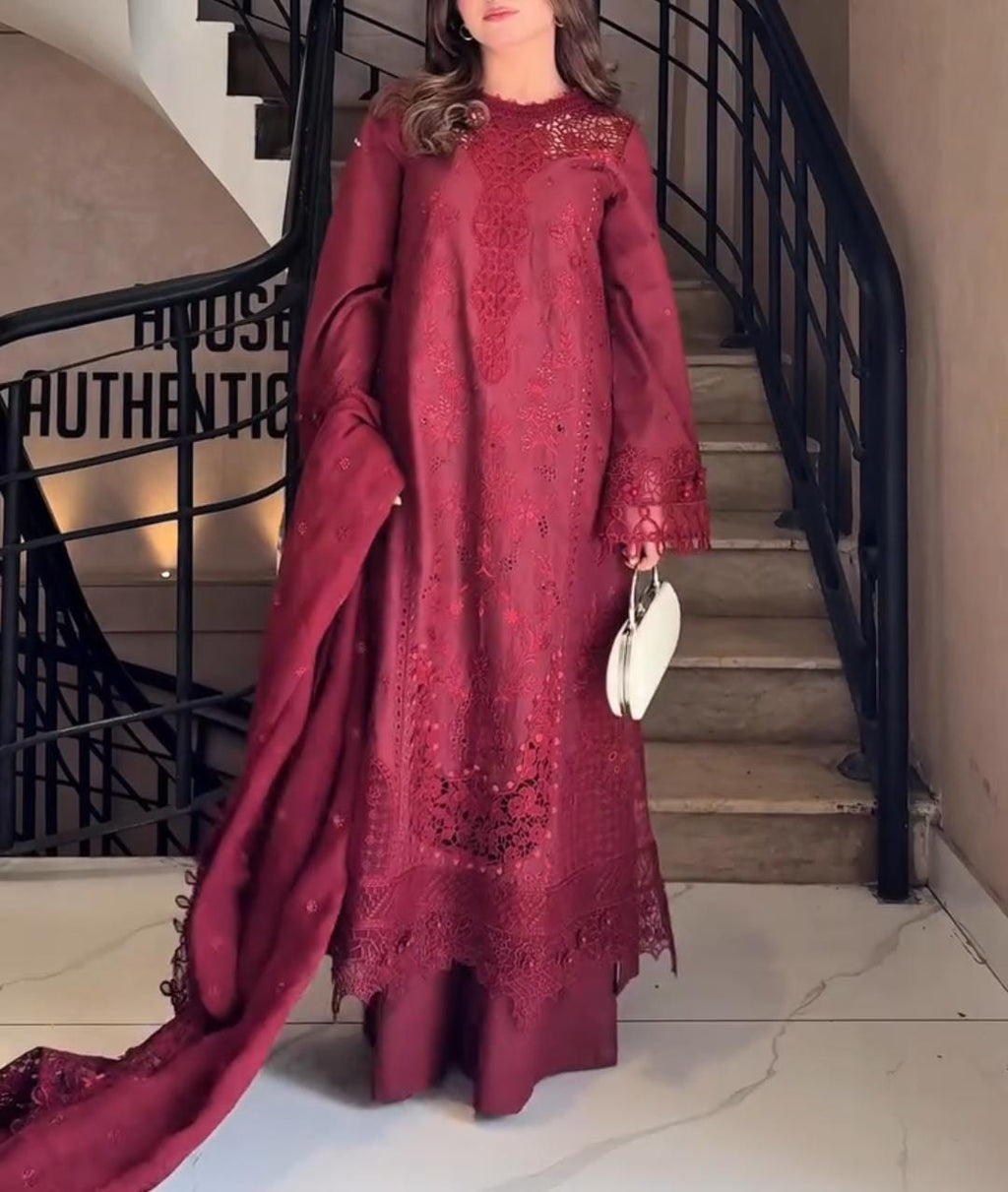 TRENDY WOMEN’S EMBROIDERED 3-PIECE SUIT