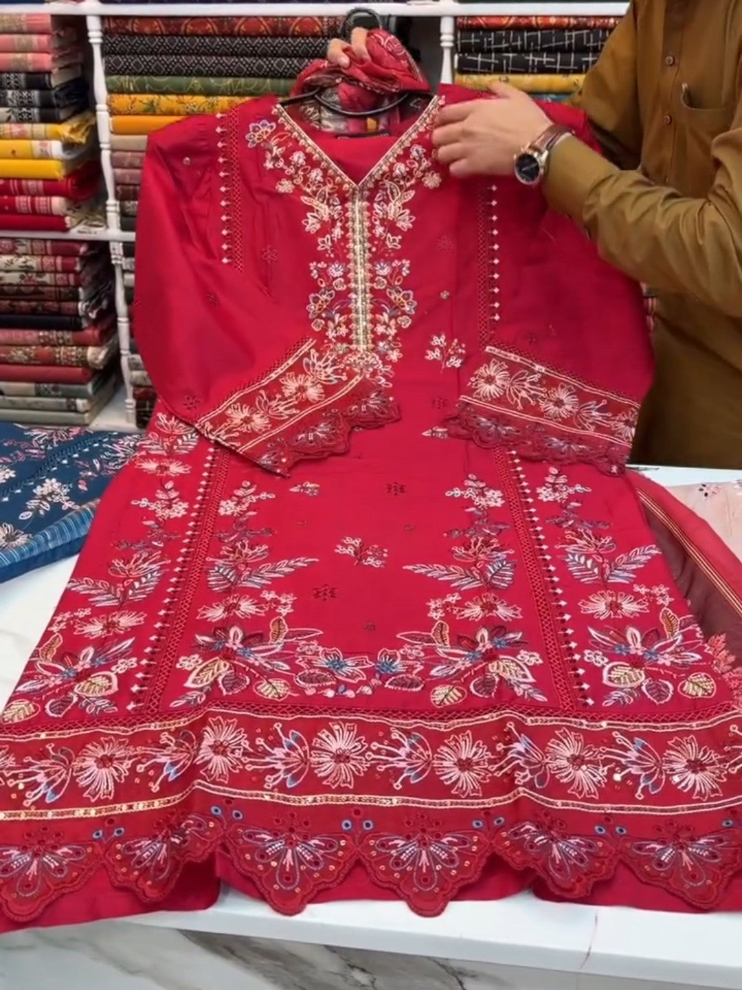 Women’s Embroidered 3-Piece Suit