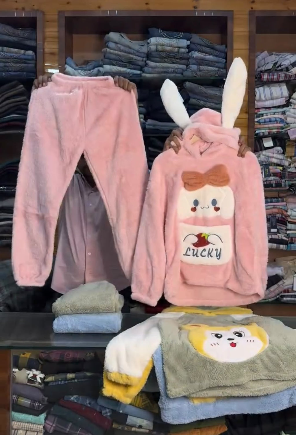 Women’s Plush Fleece Winter 2-Piece Set