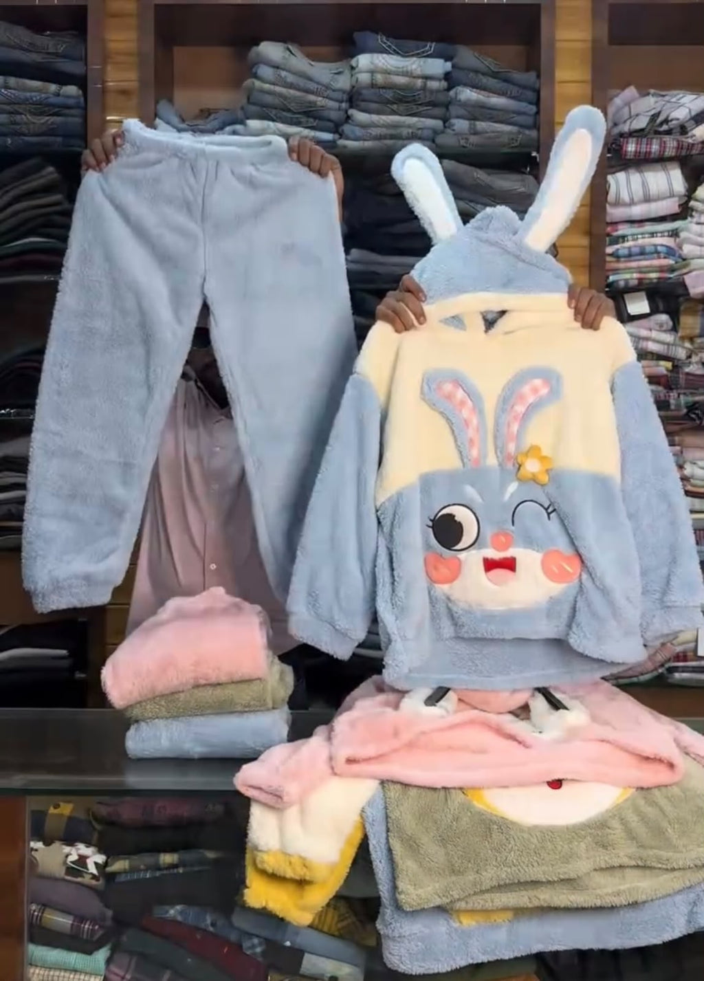 Women’s Plush Fleece Winter 2-Piece Set