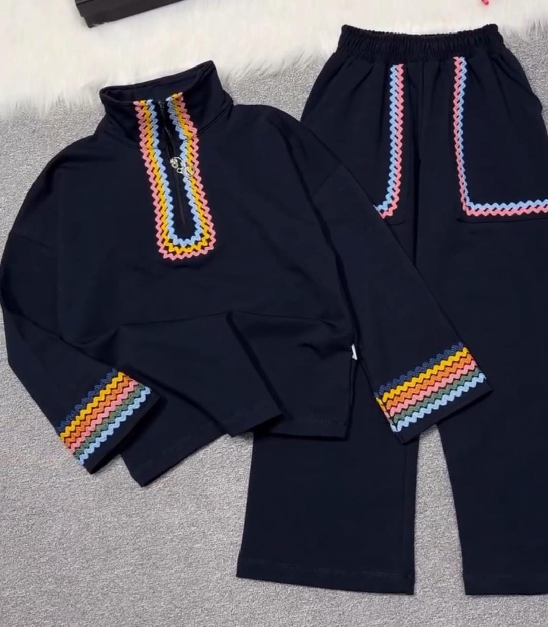 WOMEN'S WINTER 2-PIECE SET  BUY 1 GET 1 FREE